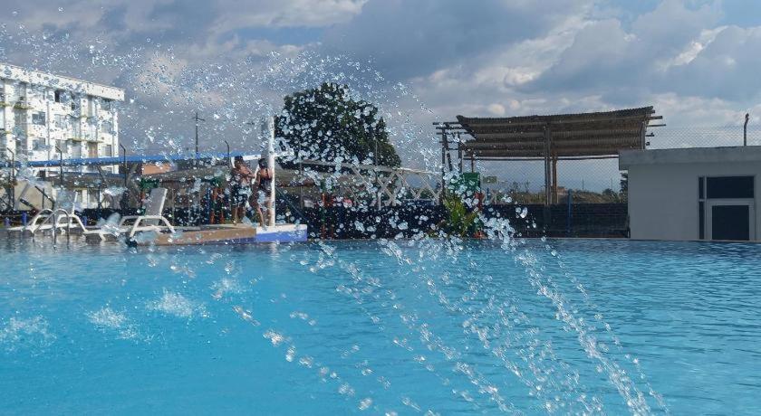 Apartamento Cerca Parque Del Cafe Con Piscina Монтенегро Экстерьер фото