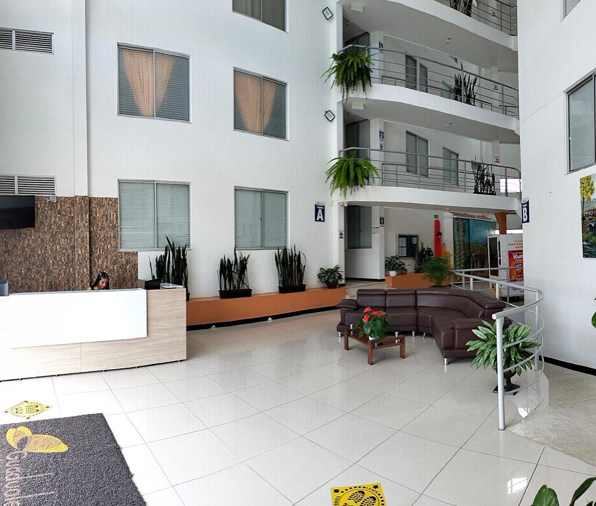Apartamento Cerca Parque Del Cafe Con Piscina Монтенегро Экстерьер фото