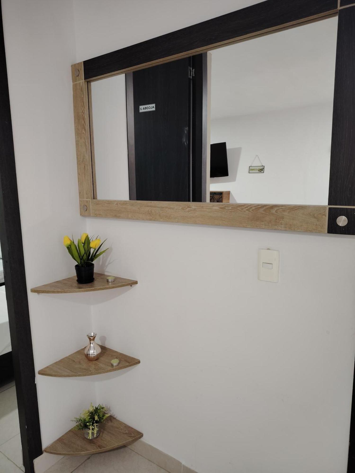 Apartamento Cerca Parque Del Cafe Con Piscina Монтенегро Экстерьер фото